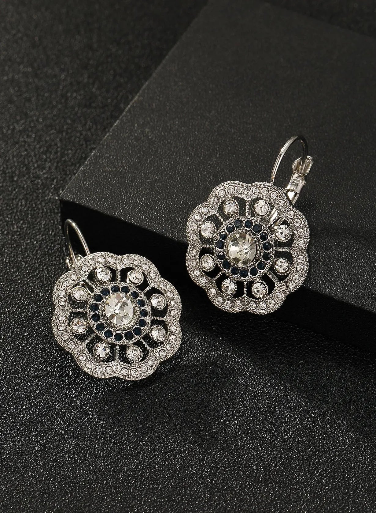 Flower Inlay Rhinestone Dangle Earrings for Women Zinc Alloy Fashion Jewelry