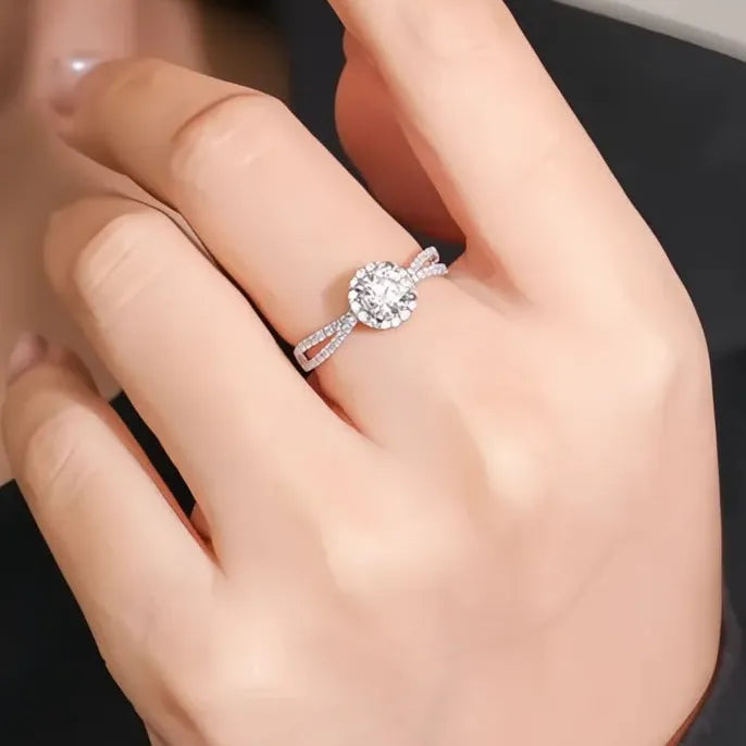Geometric Round Cubic Zirconia Brass Wedding Eternity Ring Elegant Design