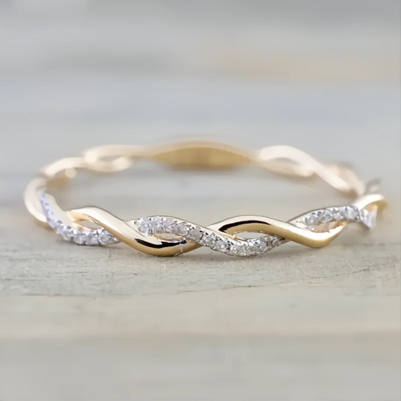 Classic Women Twist Ring with Cubic Zirconia Stone, Brass, Elegant Fashion Jewelry