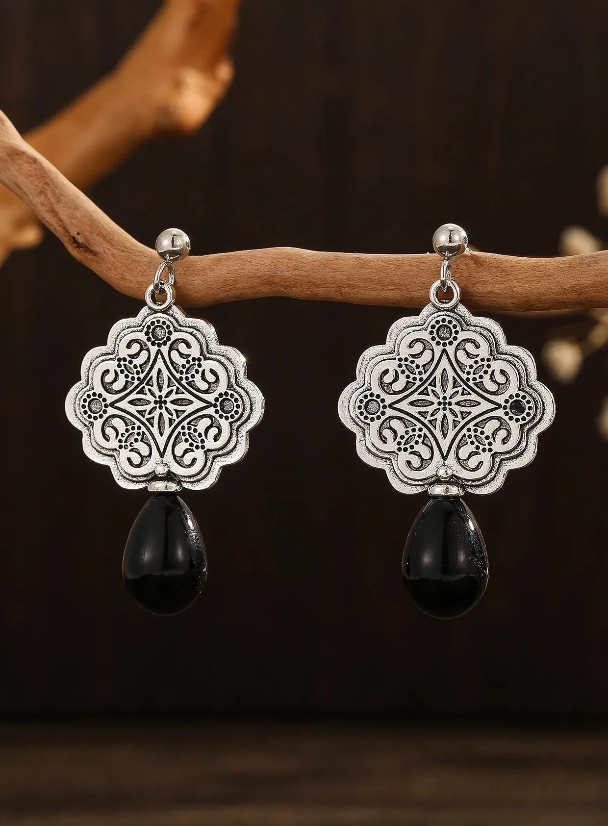 Ethnic Vintage Colorful Round Stone Hoop Hollow Dangle Zinc Alloy Earrings
