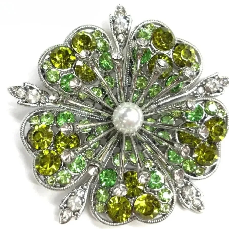 Luxury Floral Brooch for Men & Women Wedding Party Gift Accessory