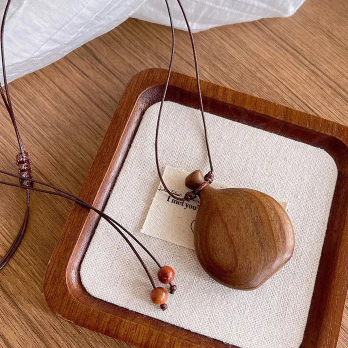 Adjustable Wooden Flagon Pendant Necklace for Women Birthday Gift