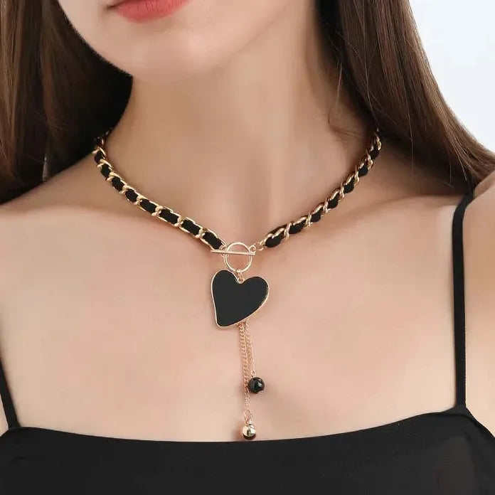 2025 Black Heart Pendant Necklace Women Punk Vintage Velvet Chain Jewelry