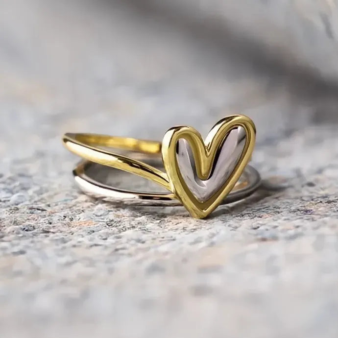 Romantic Two-tone Hollow Heart Brass Ring for Women Wedding Jewelry