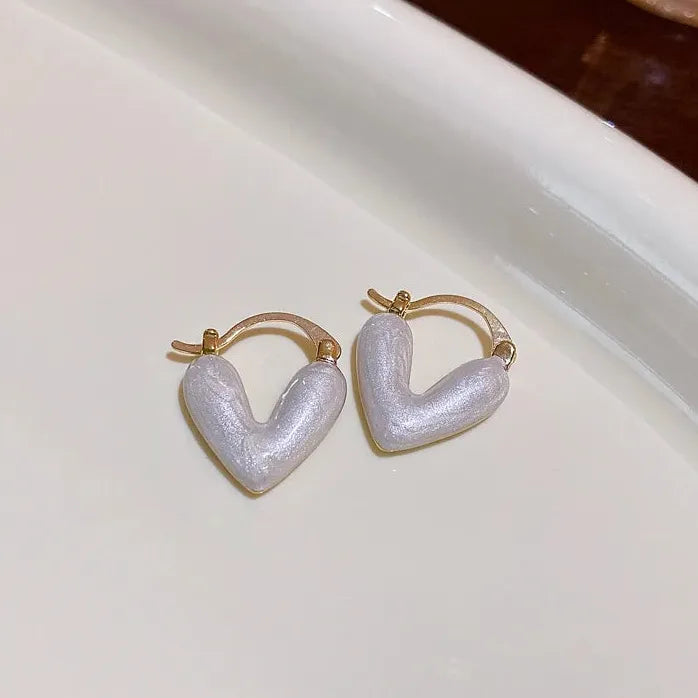 Pearl Heart Shaped Hoop Earrings Copper Alloy Elegant Jewelry for Women 2024