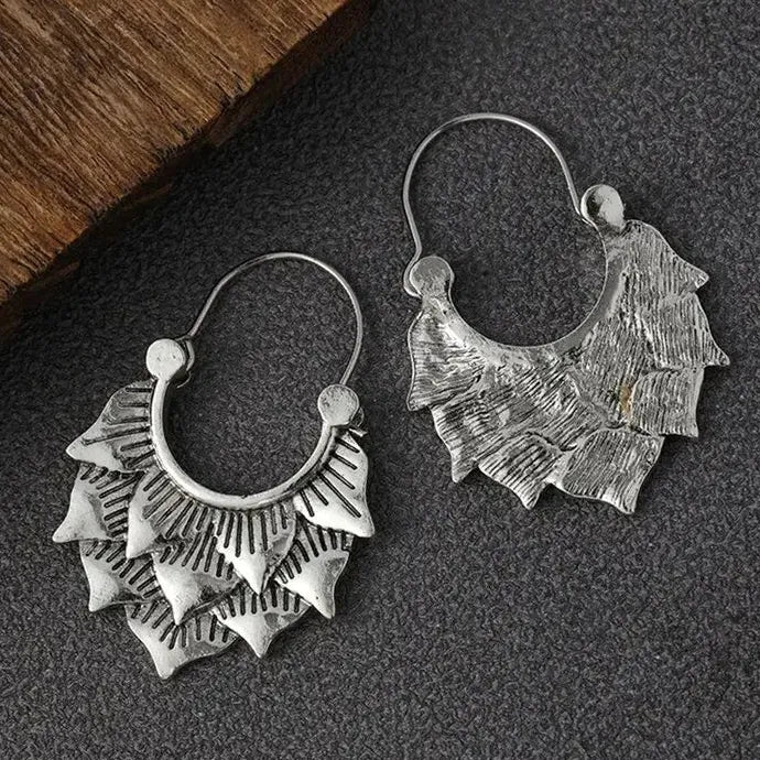 Retro Ethnic Style Women’s Zinc Alloy Pendant Earrings Embossed Metal Jewelry Gift