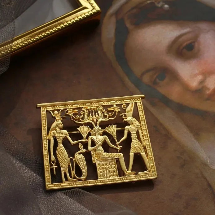 Vintage Egyptian Pharaoh Square Hollow Brooch Pin Matt Gold Retro Style