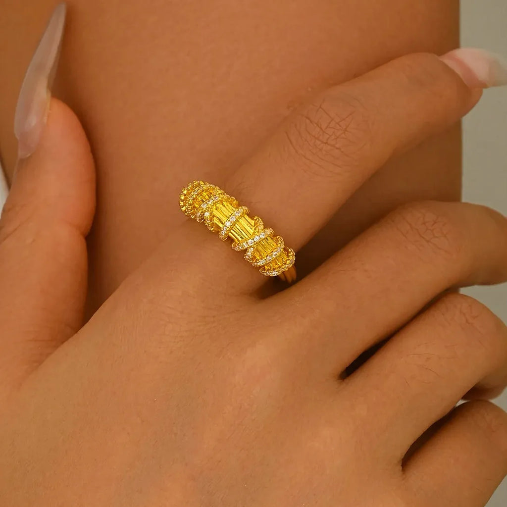 Women's Fashion Ring Gold Cubic Zirconia Cross Striped Winding Jewelry Gift