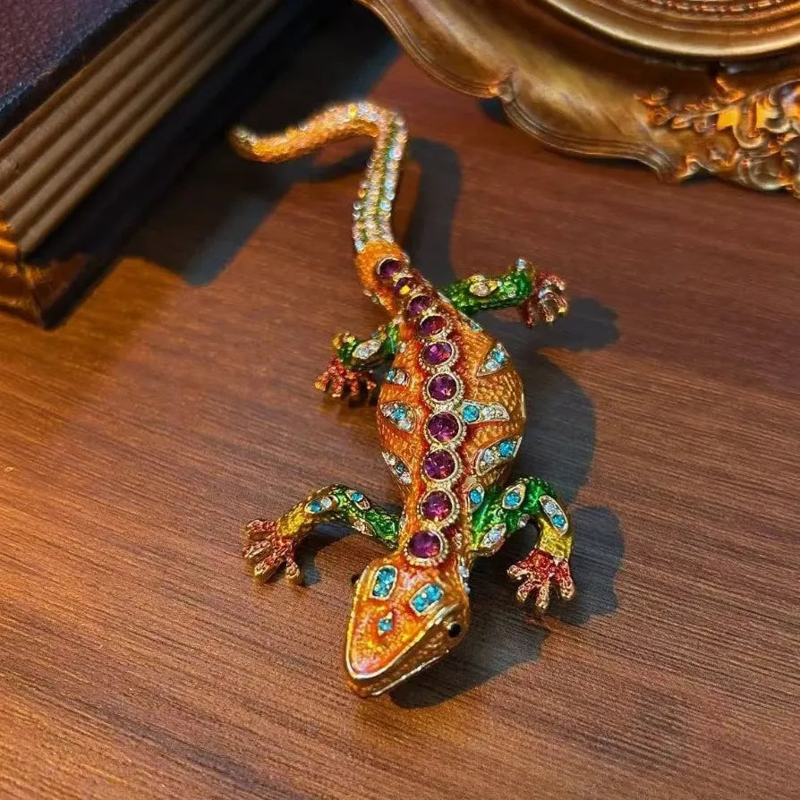 Classic Luxury Lizard Brooch Pin for Men & Women Gift Accessory
