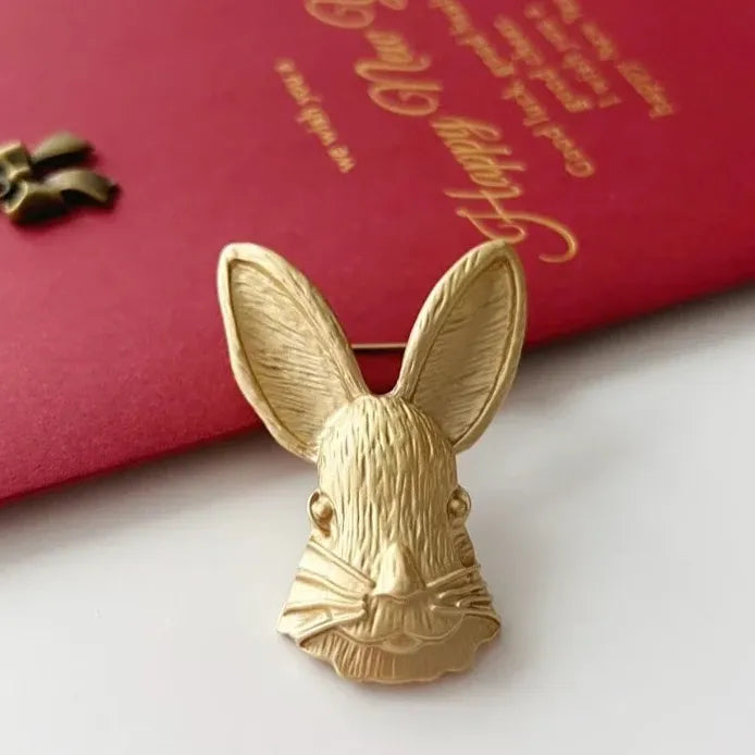 Vintage Matte Gold Big Ears Bunny Brooch for Women Elegant Gift Accessory
