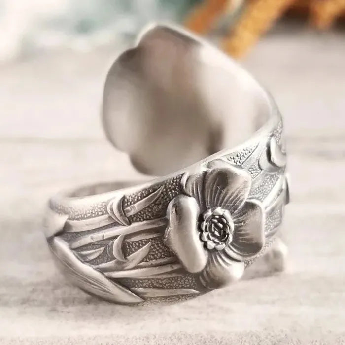 Dark Flower Zinc Alloy Ring Women’s Engagement Christmas Gift Fashion Accessory