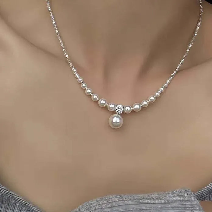 Pearl Droplet Necklace for Women Minimalist Geometric Circle Collarbone Jewelry