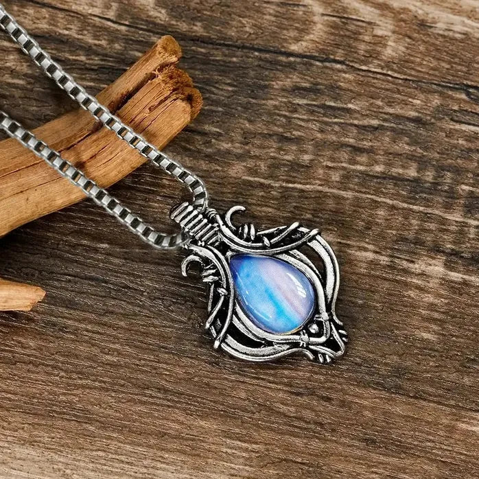 Vintage Brass Geometric Pendant Necklace for Women Anti Silver Color