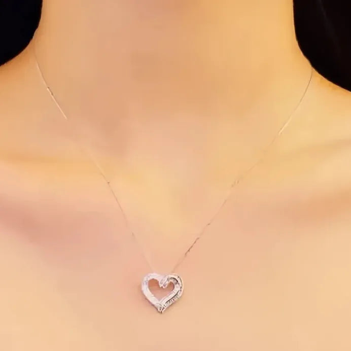 Elegant Noble Heart Pendant Necklace with Sparkling CZ Wedding Band Gift