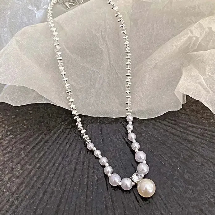 Pearl Droplet Necklace for Women Minimalist Geometric Circle Collarbone Jewelry