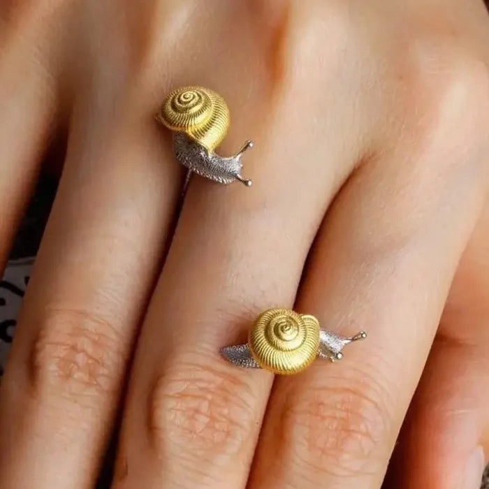 Vintage Snail Stud Earrings Copper Gold Silver Insect Jewelry for Women Gift