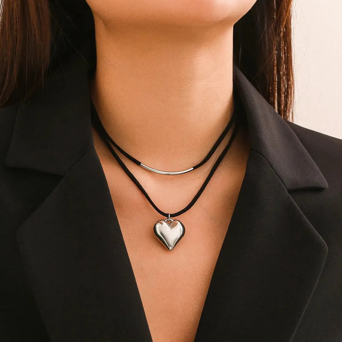 Hip Hop Geometric Heart Pendant Necklace for Women Velvet Rope Chain