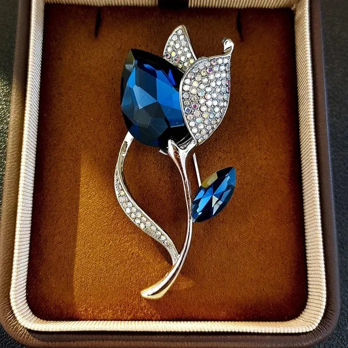 Classic Floral Brooch Wedding Gift Accessory for Men & Women
