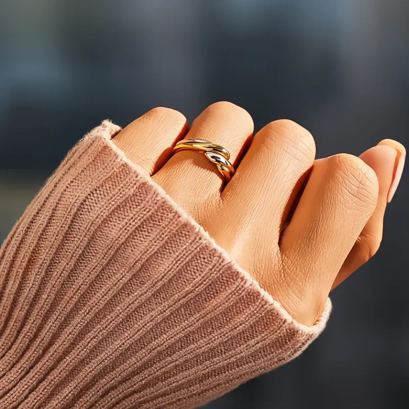 Two Tone Twist Metal Finger Ring for Women Modern Fashion Brass Daily Wear Jewelry