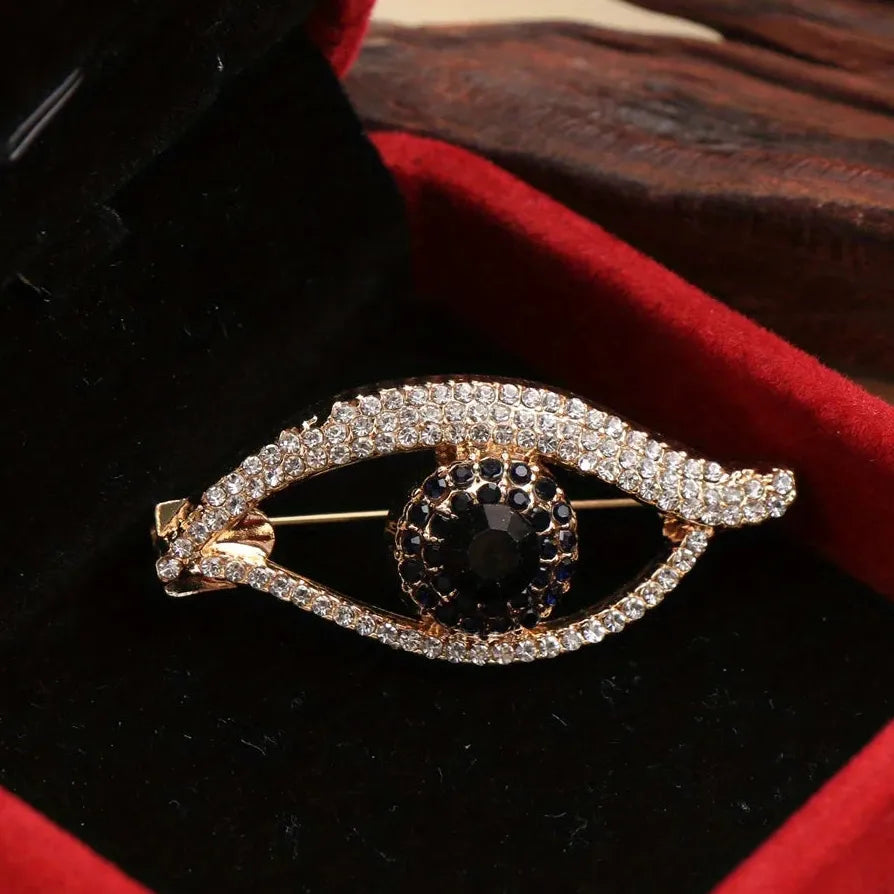 Luxury Big Eyes Brooch Pin for Men and Women – Elegant Fashion Accessory