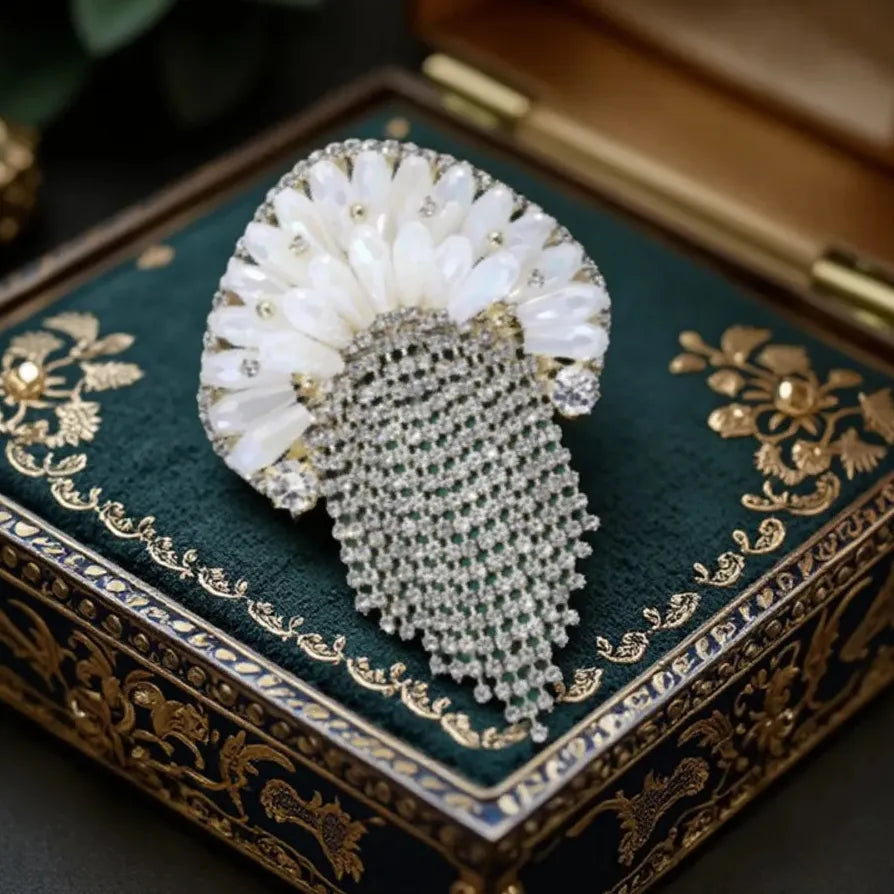 Luxury Jellyfish Brooch for Wedding Gift Men Women Classic Style