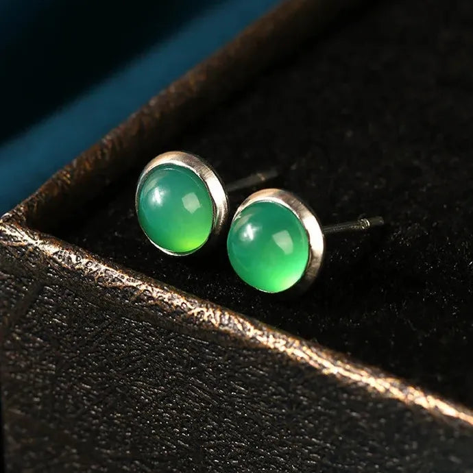 Vintage Green Synthetic Gemstone Stud Earrings for Women Minimalist Jewelry Zinc Alloy
