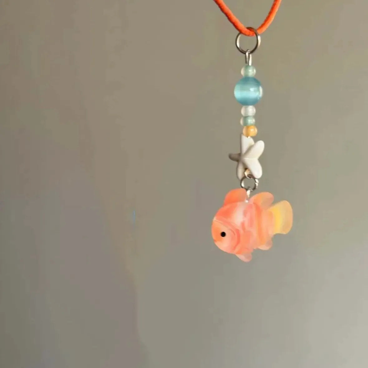 Acrylic Cartoon Clownfish Pendant Necklace for Women Girls Marine Jewelry Gift