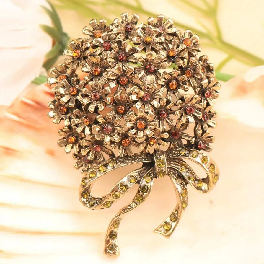 Classic Floral Brooch Wedding Gift for Men & Women Elegant Style