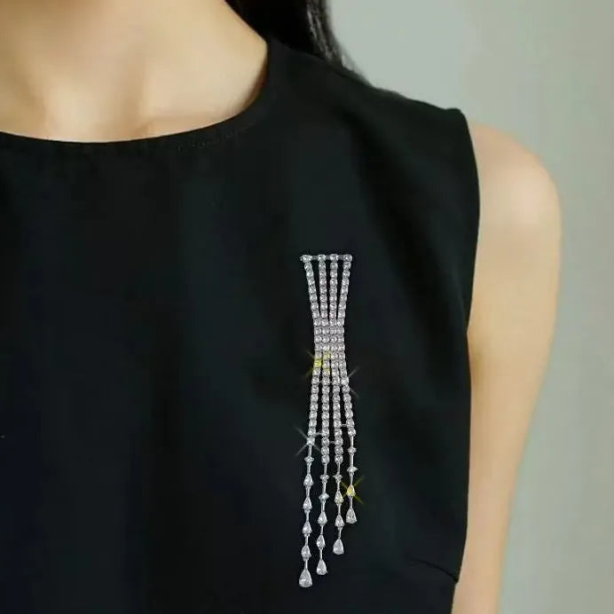 Luxury Crystal Geometric Meteor Tassel Brooch Zinc Alloy for Women Gift