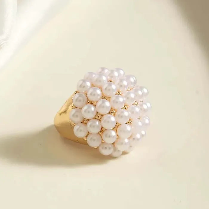 Vintage Gold Flower Ring Featuring Imitation Pearl for Women Jewelry