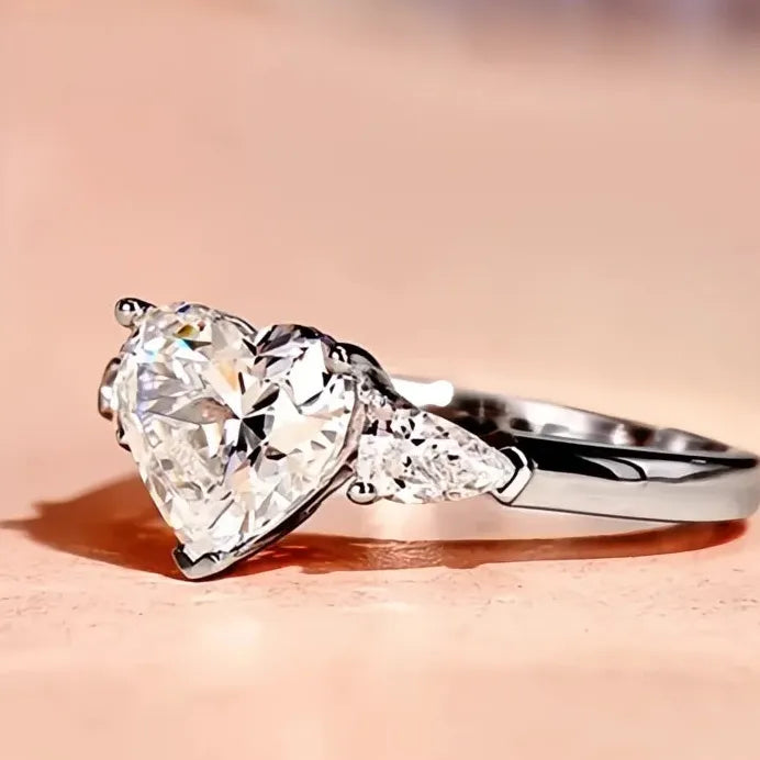 Bright Heart Geometric Cubic Zirconia Wedding Band for Women