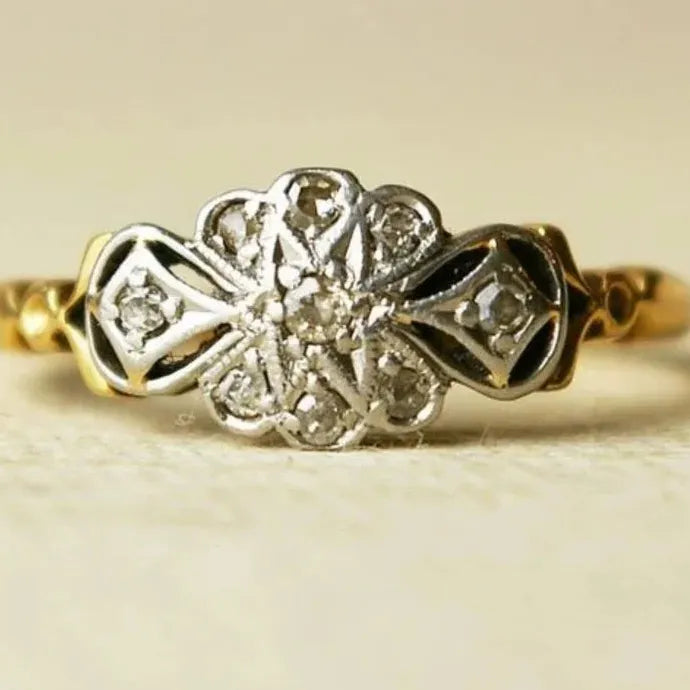 Two-Color Plating Inlaid Rhinestone Zinc Alloy Ring for Women Fashion Gift