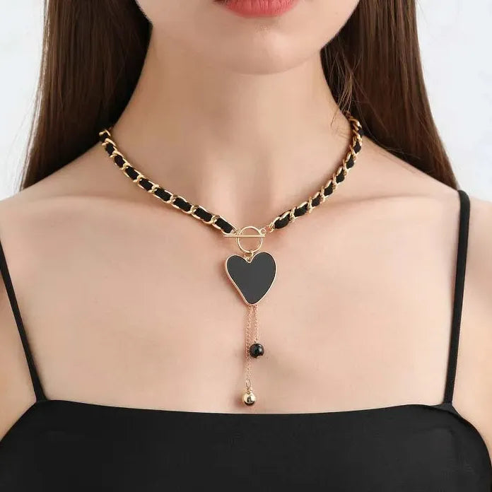 2025 Black Heart Pendant Necklace Women Punk Vintage Velvet Chain Jewelry