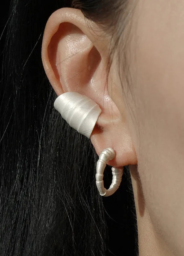 2024 Vintage Style Shell Texture Copper Alloy Clip Earrings for Men & Women