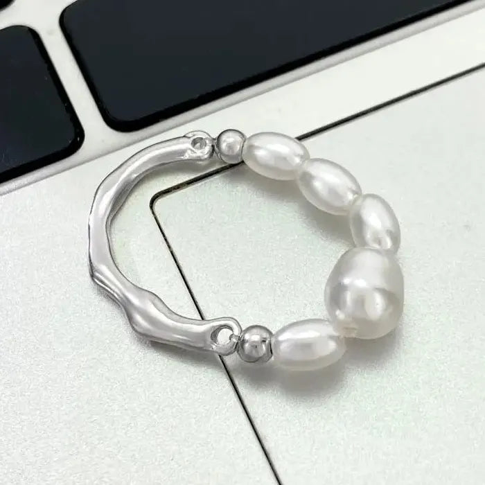 Elegant Retro Irregular Pearl Cocktail Ring for Women Wedding Party Jewelry