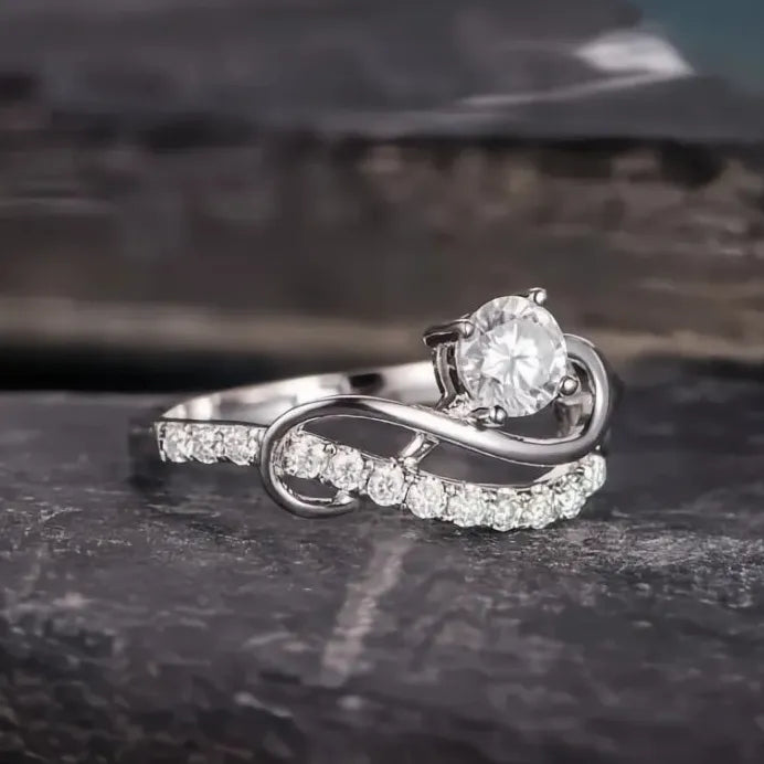 Cubic Zirconia Brass Wedding Band Ring for Women Elegant Fashion Jewelry