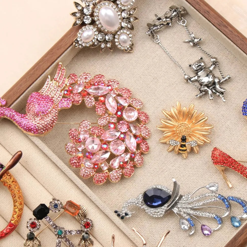 Classic Animal Brooch Pins Cat Lizard Flower Spider Insect Jewelry