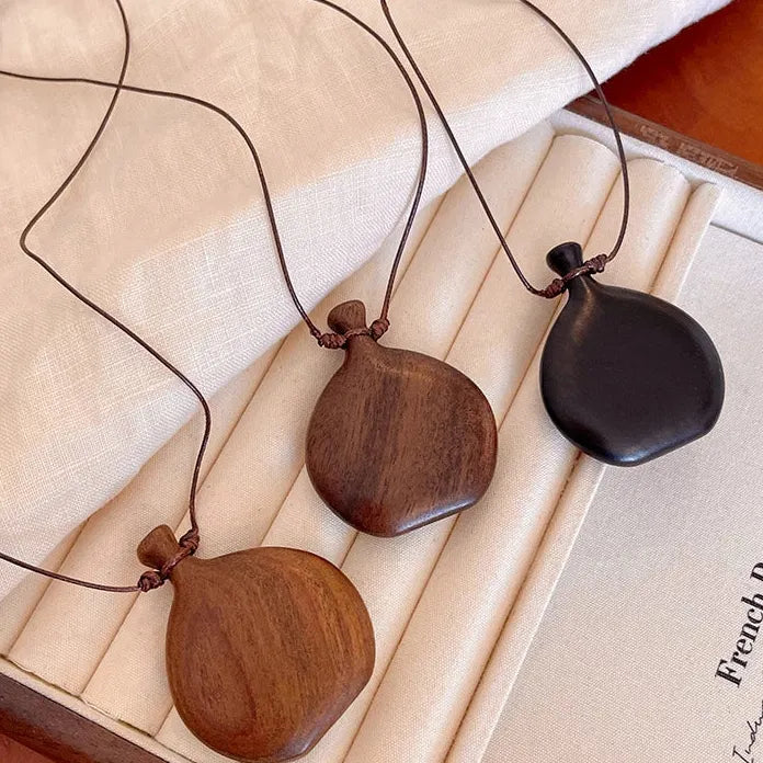 Adjustable Wooden Flagon Pendant Necklace for Women Birthday Gift