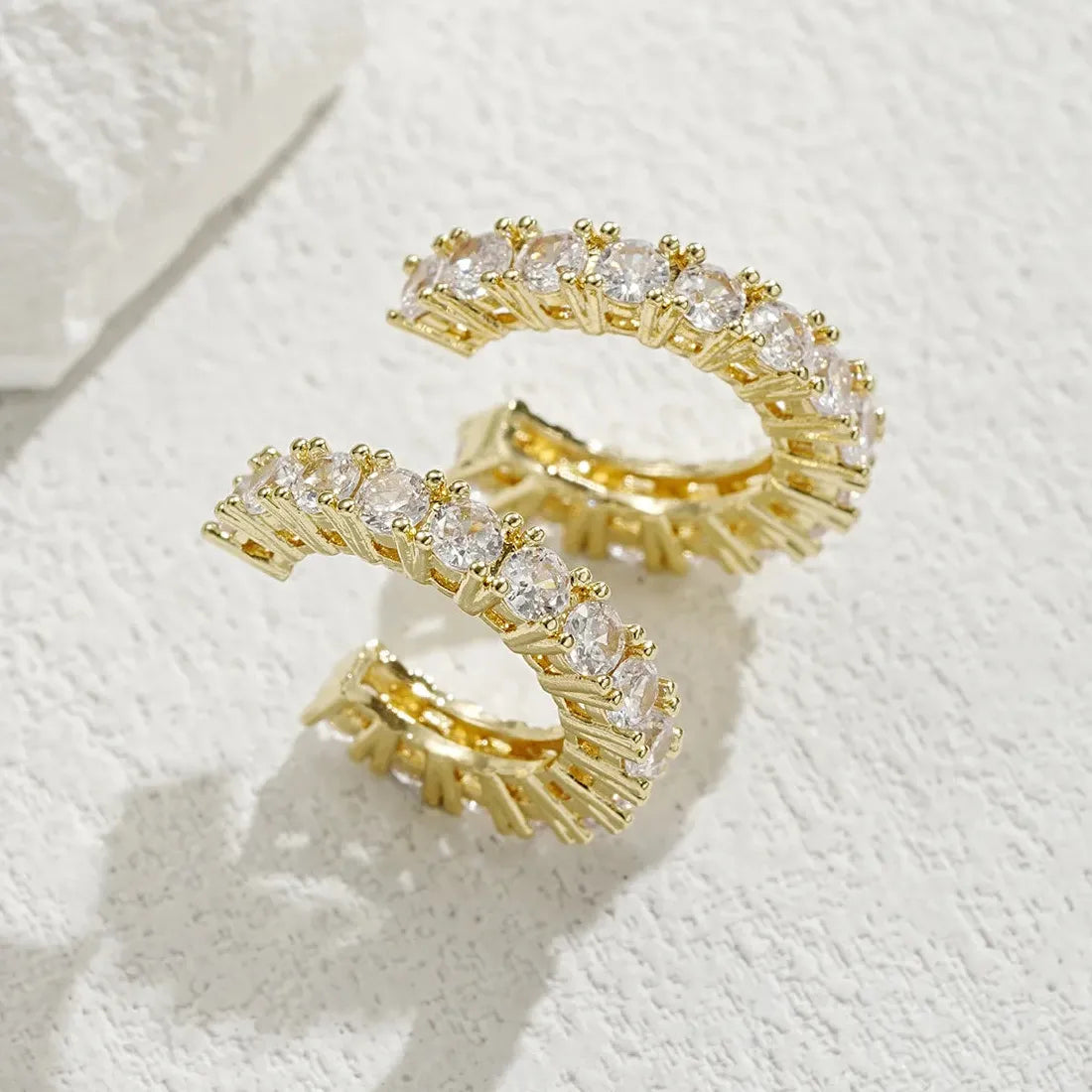2Pcs Zinc Alloy Full Rhinestone Geometric C Shape Clip Earrings Women