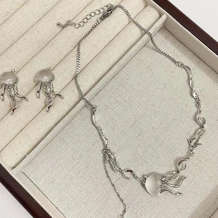 Gothic Silver Jellyfish Pendant Necklace Women Y2K Tassel Chain Choker Jewelry