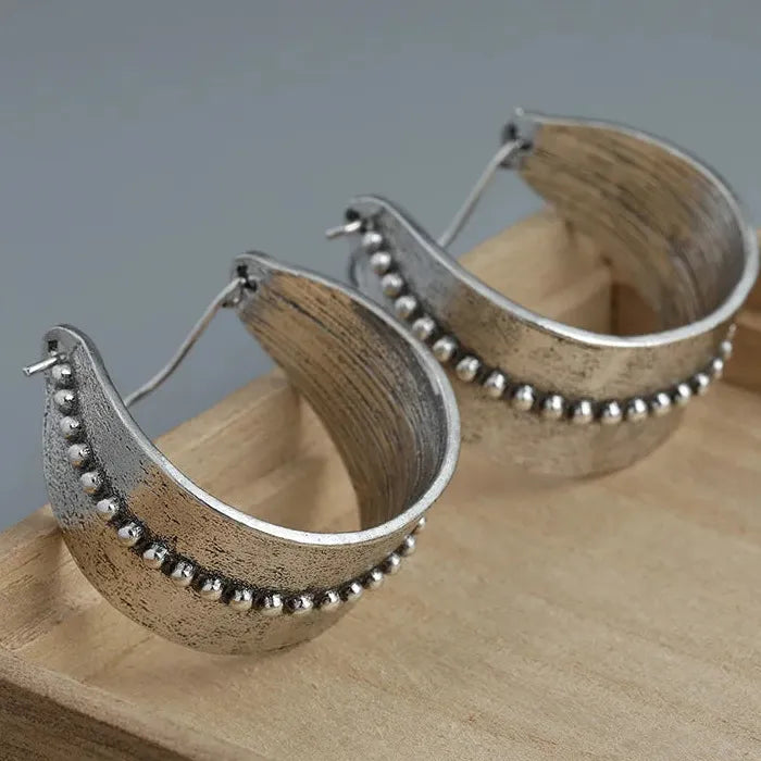 Women’s Zinc Alloy Hip-Hop Punk Earrings with Exaggerated Broadband Plant Pattern