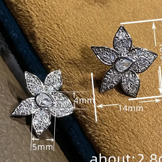 Delicate Flower Shaped Women Stud Earrings Copper Alloy CZ Jewelry