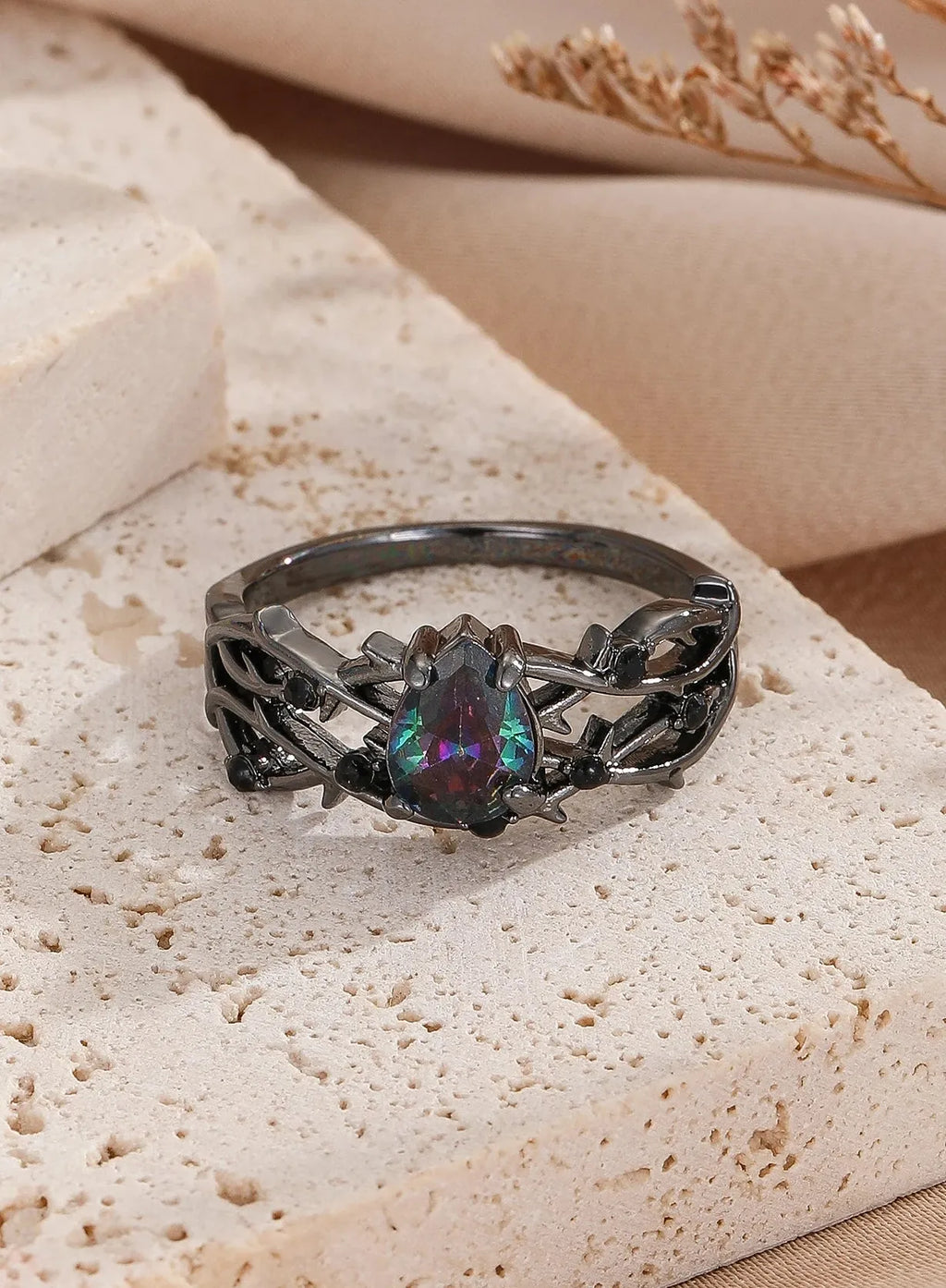 Luxury Gun Black Cubic Zirconia Vine Ring Women’s Classic Wedding Jewelry