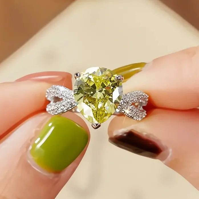 Waterdrop Pear Cubic Zirconia Brass Ring for Women Bridal Wedding Jewelry