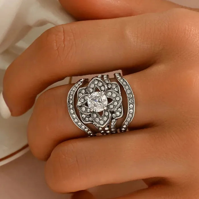 Elegant 3-Piece Women's Engagement Ring Set with Sparkling Zircon Flowers Zinc Alloy