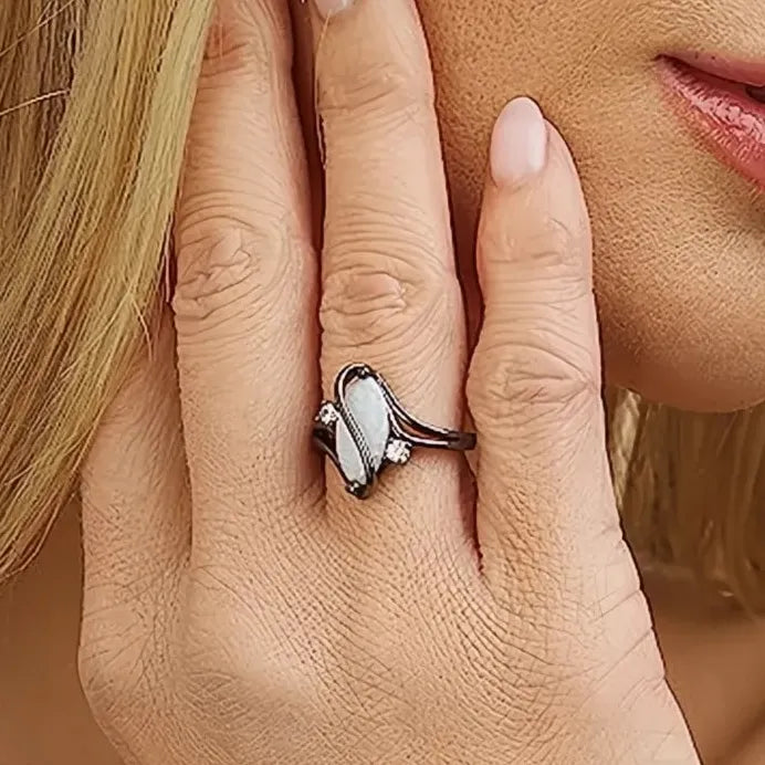 Vintage Black Oval Simulated Opal Ring for Women Y2K Party Jewelry
