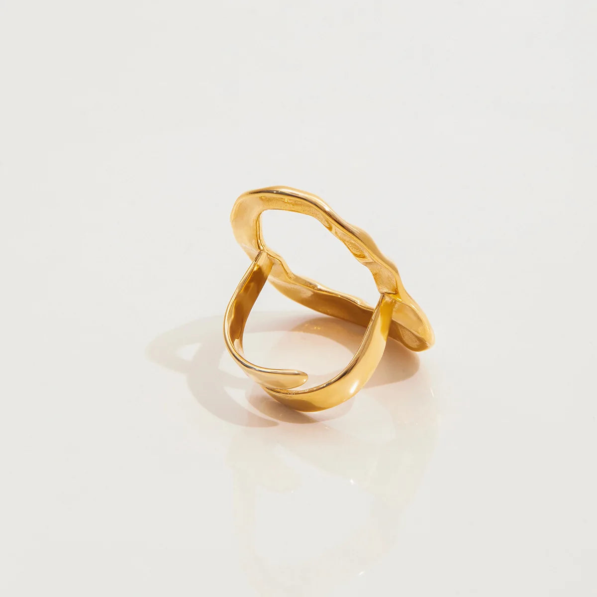 18k Gold Plated Stainless Steel Oversize Hollow Geometric Spiral Pearl Ring for Women