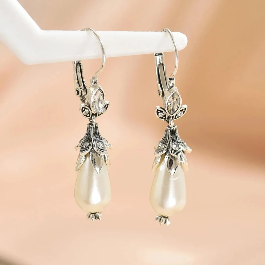 Vintage Pearl Inlay Dangle Earrings for Women Party Birthday Jewelry