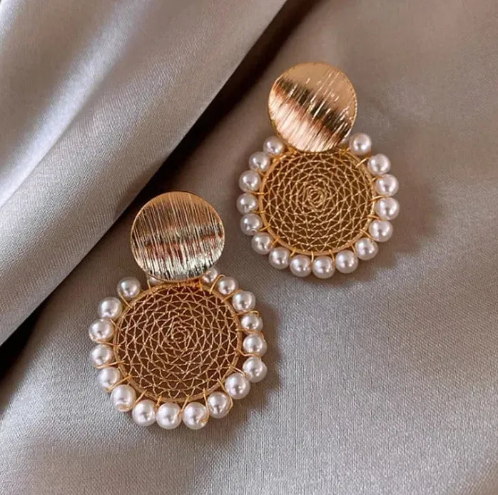 Pendientes de perlas redondas geométricas de cobre diseño personalidad 2021 mujer niña