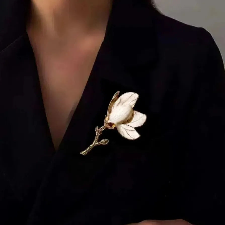 Classic Tulip Flower Brooch Wedding Gift for Men and Women